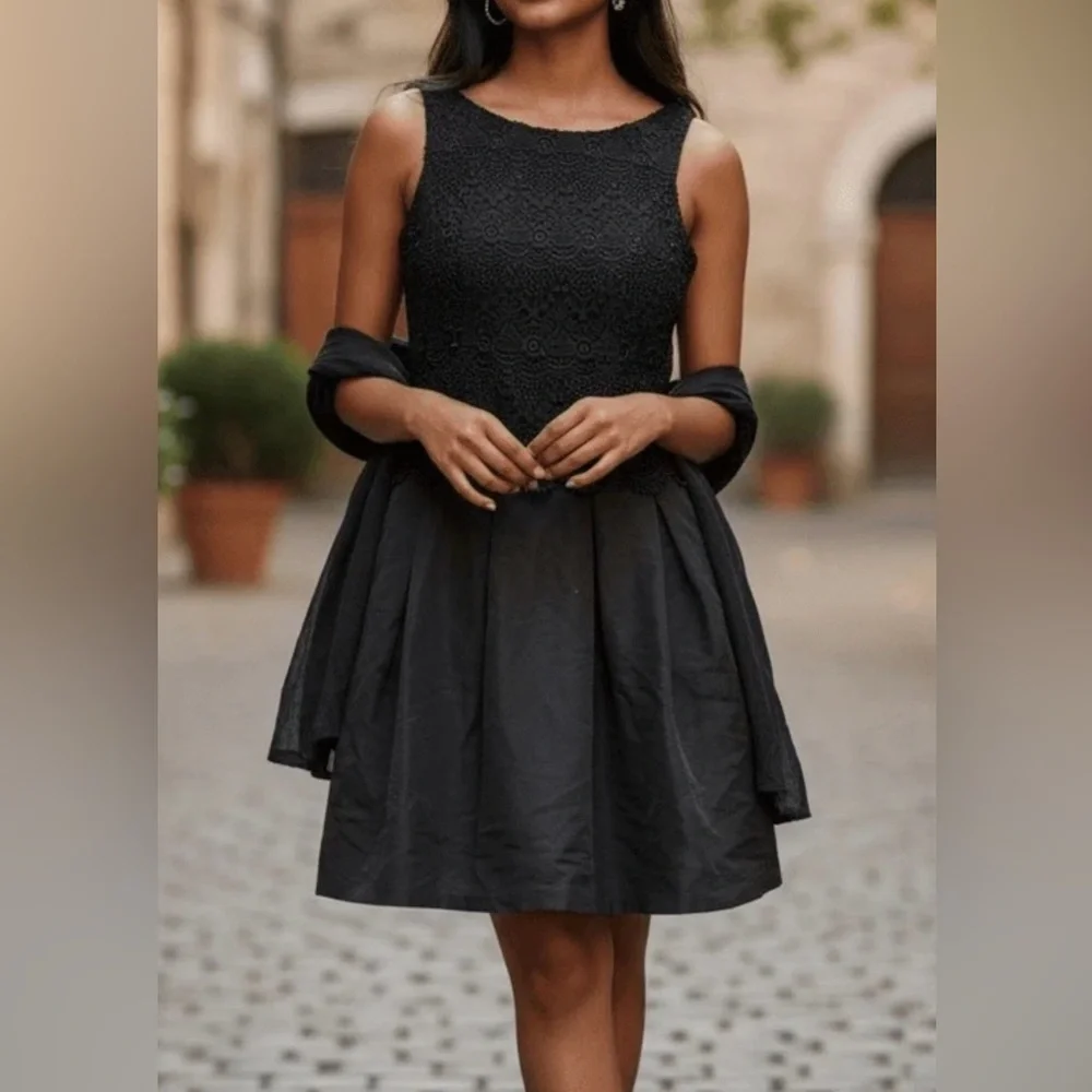 White House Black Market Lace Appliqué Sleeveless Dress Size 4 Y2K Fit & Flare - Picture 1 of 6